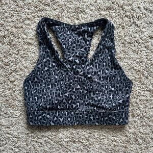 Fabletics On-The-Go Midi Medium-Impact Sports Bra. Size M. Black Cheetah. NWOT!